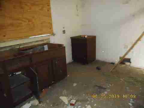 2538 Fullerton (17)_m.jpg